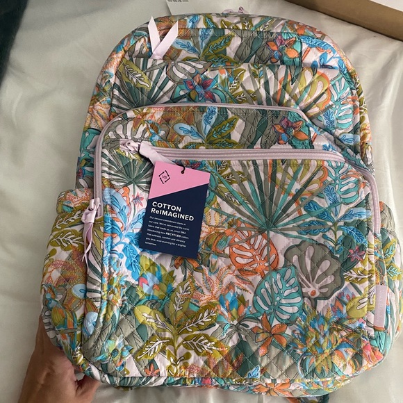Vera Bradley Handbags - *SOLD* NWT Vera Bradley backpack